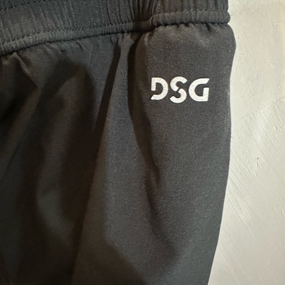 DSG Womens Black Elastic Waist Pull On Activewear Short Size Large - Picture 2 of 5